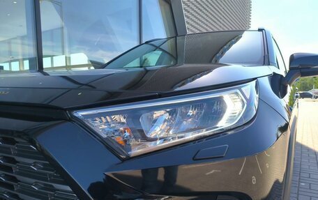 Toyota RAV4, 2019 год, 2 990 000 рублей, 10 фотография