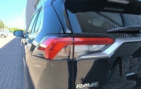 Toyota RAV4, 2019 год, 2 990 000 рублей, 11 фотография