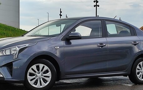 KIA Rio IV, 2021 год, 1 680 000 рублей, 2 фотография