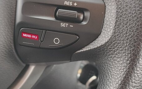 KIA Rio IV, 2021 год, 1 680 000 рублей, 9 фотография