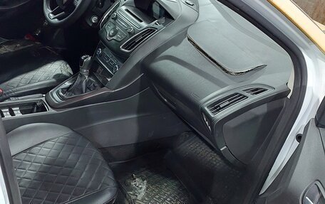 Ford Focus III, 2017 год, 260 000 рублей, 3 фотография