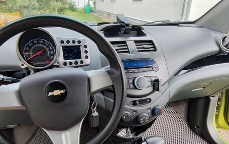 Chevrolet Spark III, 2013 год, 900 000 рублей, 6 фотография