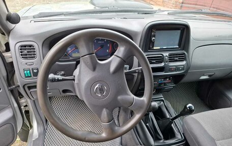 Nissan NP300, 2011 год, 1 100 000 рублей, 2 фотография