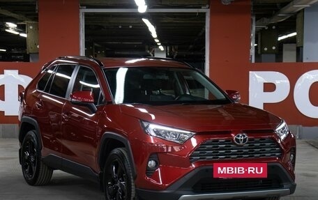Toyota RAV4, 2022 год, 3 595 000 рублей, 3 фотография