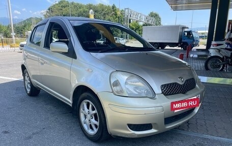 Toyota Vitz, 2003 год, 380 000 рублей, 2 фотография