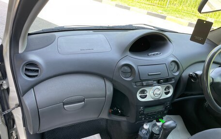 Toyota Vitz, 2003 год, 380 000 рублей, 15 фотография