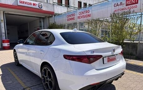 Alfa Romeo Giulia II, 2022 год, 3 610 000 рублей, 3 фотография
