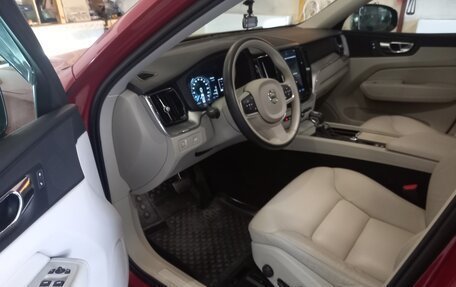 Volvo XC60 II, 2018 год, 4 890 000 рублей, 10 фотография