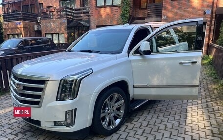 Cadillac Escalade IV, 2016 год, 5 700 000 рублей, 2 фотография