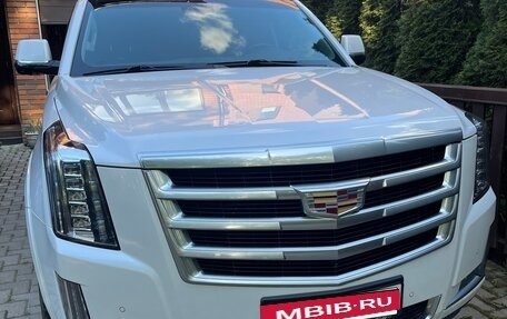 Cadillac Escalade IV, 2016 год, 5 700 000 рублей, 3 фотография