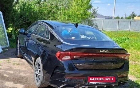 KIA K5, 2022 год, 2 300 000 рублей, 2 фотография