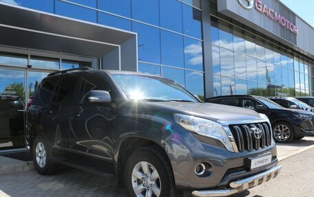 Toyota Land Cruiser Prado 150 рестайлинг 2, 2015 год, 3 750 000 рублей, 3 фотография