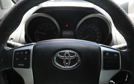 Toyota Land Cruiser Prado 150 рестайлинг 2, 2015 год, 3 750 000 рублей, 10 фотография