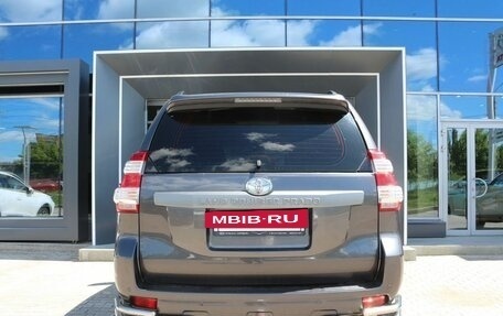 Toyota Land Cruiser Prado 150 рестайлинг 2, 2015 год, 3 750 000 рублей, 6 фотография