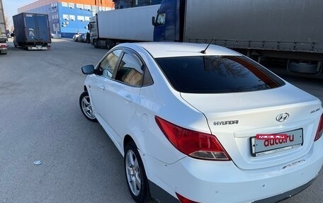Hyundai Solaris II рестайлинг, 2015 год, 600 000 рублей, 6 фотография