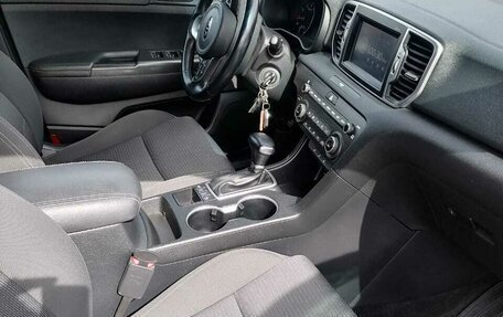 KIA Sportage IV рестайлинг, 2018 год, 2 130 000 рублей, 6 фотография