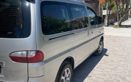 Hyundai Starex I рестайлинг, 2003 год, 685 000 рублей, 2 фотография