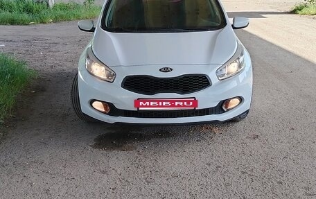 KIA cee'd III, 2013 год, 1 200 000 рублей, 2 фотография