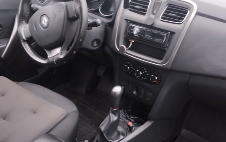 Renault Logan II, 2014 год, 525 000 рублей, 10 фотография