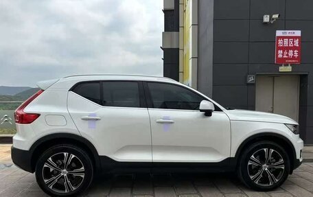 Volvo XC40 I, 2021 год, 2 203 000 рублей, 10 фотография