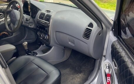 Hyundai Accent II, 2005 год, 550 000 рублей, 14 фотография