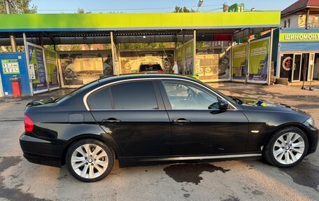 BMW 3 серия, 2009 год, 1 300 000 рублей, 3 фотография
