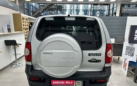 Chevrolet Niva I рестайлинг, 2017 год, 695 000 рублей, 5 фотография
