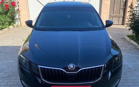 Skoda Octavia, 2019 год, 1 900 000 рублей, 2 фотография