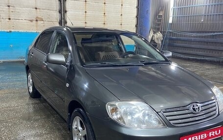 Toyota Corolla, 2004 год, 680 000 рублей, 2 фотография