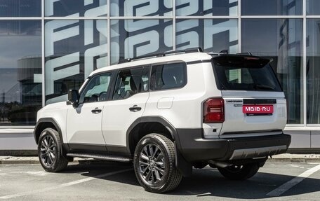 Toyota Land Cruiser Prado, 2024 год, 12 494 000 рублей, 2 фотография