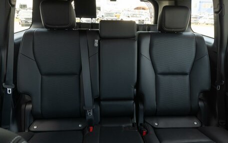 Toyota Land Cruiser Prado, 2024 год, 12 494 000 рублей, 14 фотография
