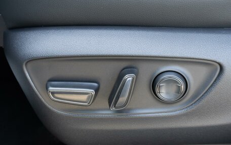Toyota Land Cruiser Prado, 2024 год, 12 494 000 рублей, 16 фотография