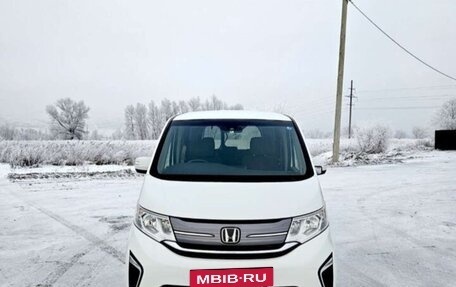 Honda Stepwgn IV, 2017 год, 1 680 000 рублей, 6 фотография
