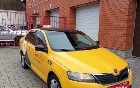 Skoda Rapid I, 2015 год, 470 000 рублей, 3 фотография