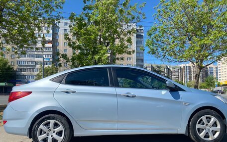 Hyundai Solaris II рестайлинг, 2011 год, 780 000 рублей, 4 фотография