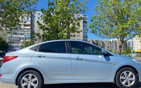 Hyundai Solaris II рестайлинг, 2011 год, 780 000 рублей, 3 фотография