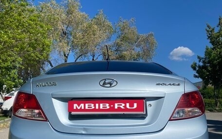 Hyundai Solaris II рестайлинг, 2011 год, 780 000 рублей, 6 фотография