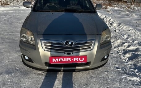 Toyota Avensis III рестайлинг, 2006 год, 645 000 рублей, 2 фотография