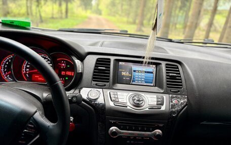 Nissan Murano, 2010 год, 900 000 рублей, 9 фотография