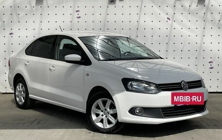 Volkswagen Polo VI (EU Market), 2013 год, 895 000 рублей, 2 фотография