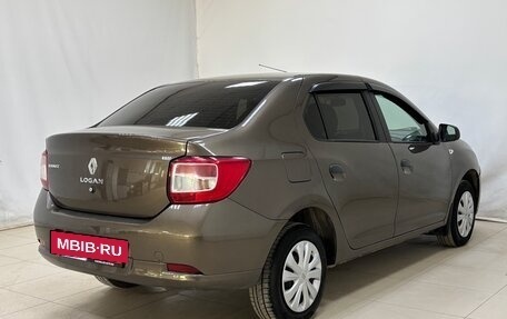 Renault Logan II, 2018 год, 810 000 рублей, 3 фотография