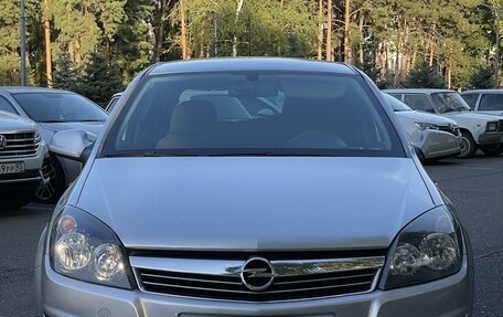 Opel Astra H, 2010 год, 650 000 рублей, 3 фотография