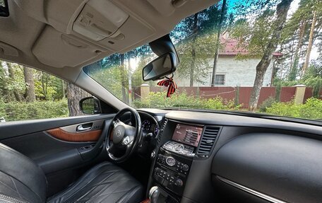 Infiniti QX70, 2014 год, 1 800 000 рублей, 9 фотография