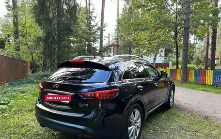 Infiniti QX70, 2014 год, 1 800 000 рублей, 3 фотография