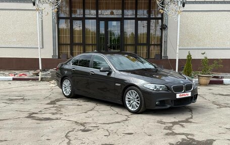 BMW 5 серия, 2014 год, 1 435 000 рублей, 2 фотография