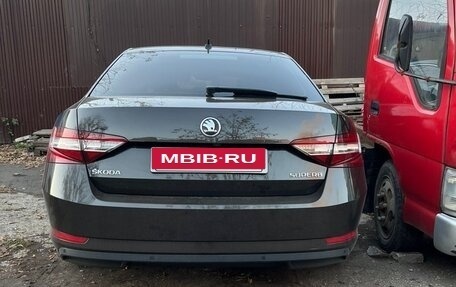 Skoda Superb III рестайлинг, 2017 год, 1 700 000 рублей, 4 фотография