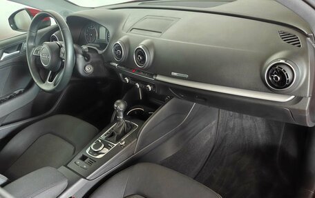 Audi A3, 2019 год, 2 155 000 рублей, 9 фотография