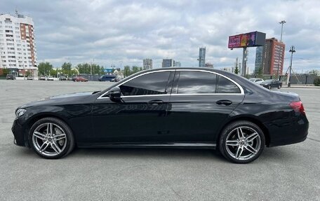 Mercedes-Benz E-Класс, 2019 год, 3 100 000 рублей, 8 фотография