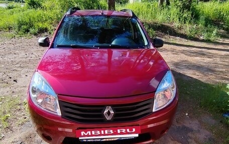 Renault Sandero I, 2012 год, 780 000 рублей, 2 фотография