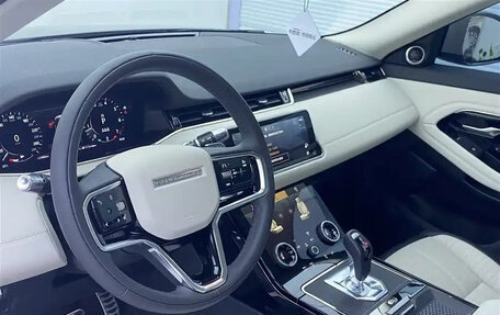 Land Rover Range Rover Evoque II, 2021 год, 3 135 000 рублей, 10 фотография